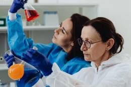 Pozvánka na webinár Ženy vo vedeckých...