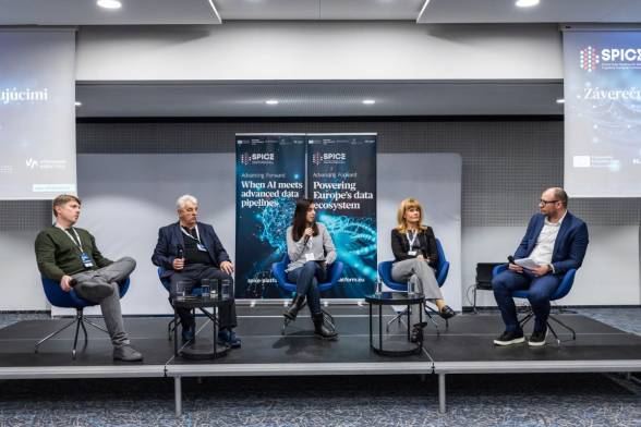 Odborný seminár predstavil možnosti efektívneho spracovania dát v ére umelej inteligencie