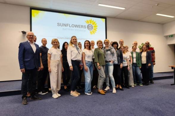 SUNFLOWERS: Slovenskí vedci sa podieľajú na vývoji bezpečnejších a udržateľných batériových...