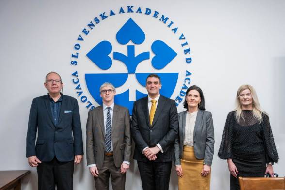 Írsko sa otvára mladým vedcom zo Slovenska