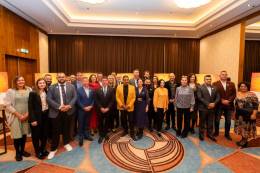 Ústav etnológie a sociálnej antropológie SAV, v....